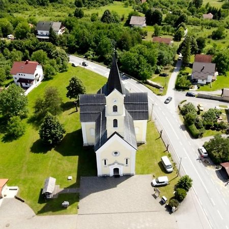 Apartman Josipa Dreznik Grad Bagian luar foto